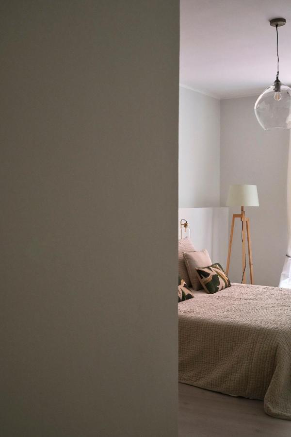 3 Master Bedrooms With Balcony On The River With Views Apartamento *